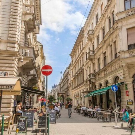 Cozy Downtown Studio Apartment Budapest Kültér fotó